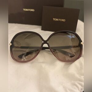 Tom Ford TF224 Oversized Butterfly Sunglasses Purple Gradient Gold Italy